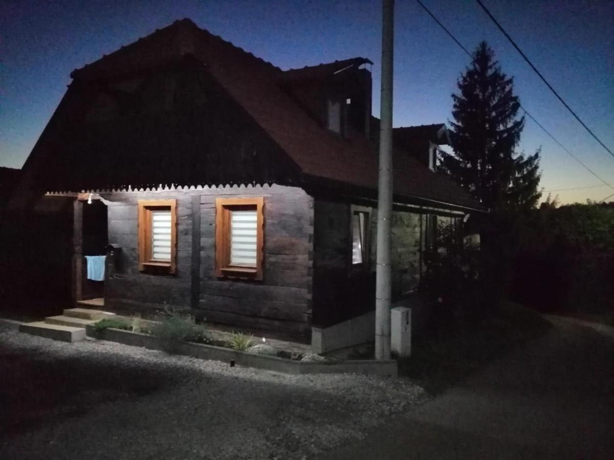 Kuca Za Odmor Braco Lägenhet Donji Zvecaj Exteriör bild