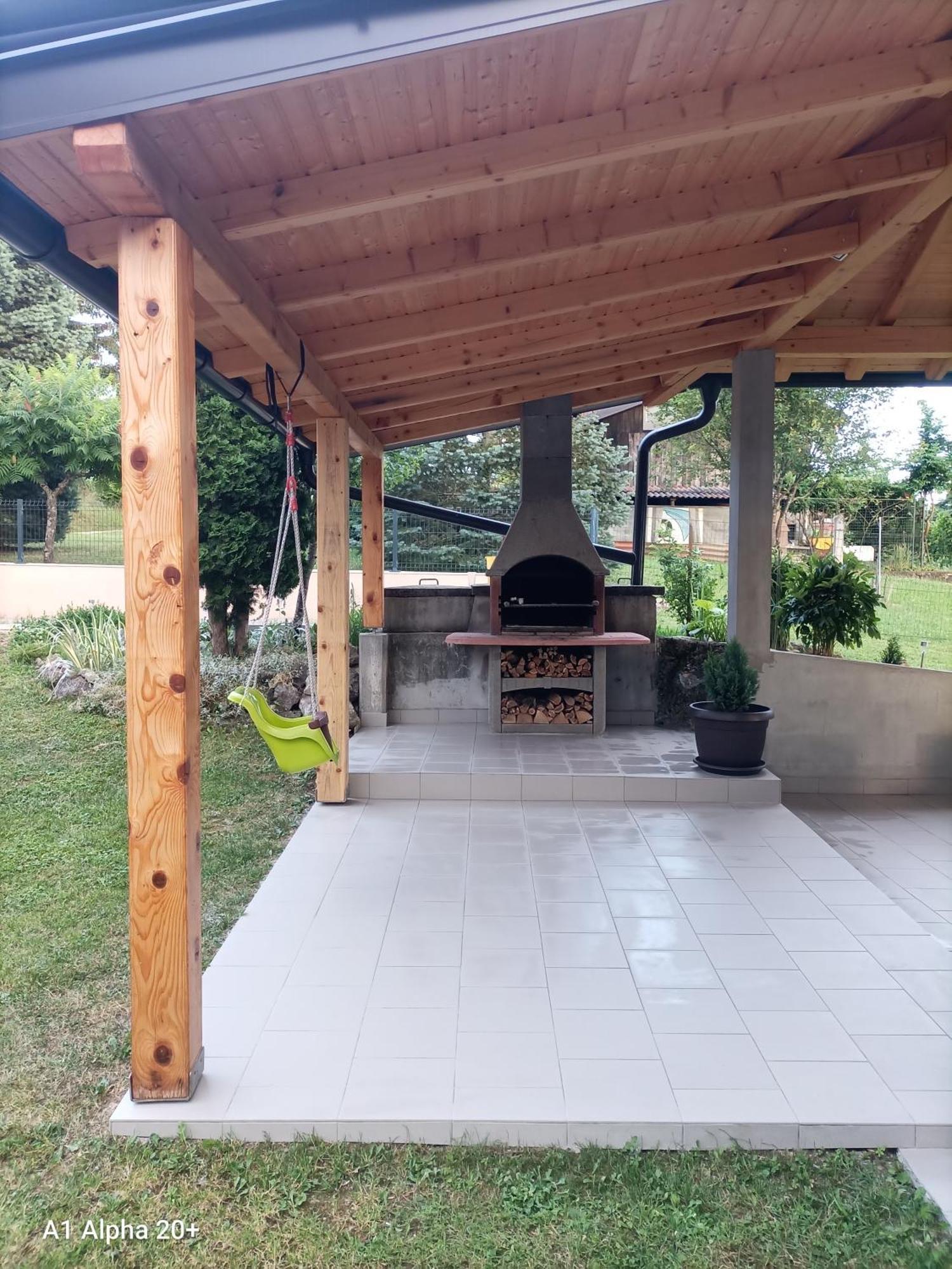 Kuca Za Odmor Braco Lägenhet Donji Zvecaj Exteriör bild